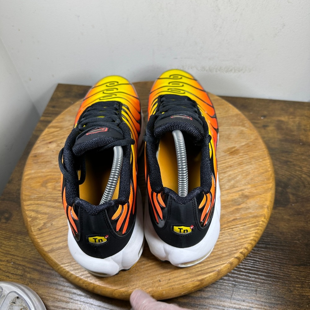 Nike Air Max Plus Sunset Orange Yellow Black HF0552-001 Mens Size 10 Sneaker - Picture 8 of 8